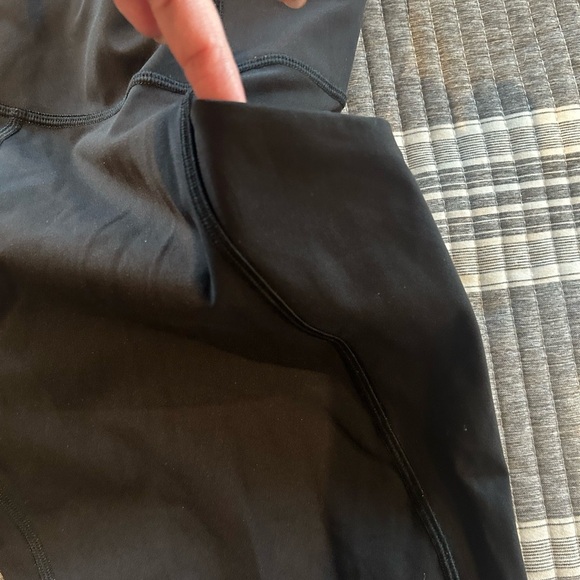 lululemon athletica Black leggings size medium - Picture 3 of 9
